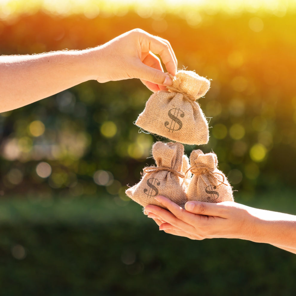 shutterstock_523778230-scaled moving money
