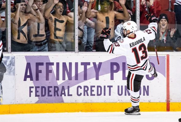 SCSU Men’s Hockey Climbs to #1, First Time Since March 2019
